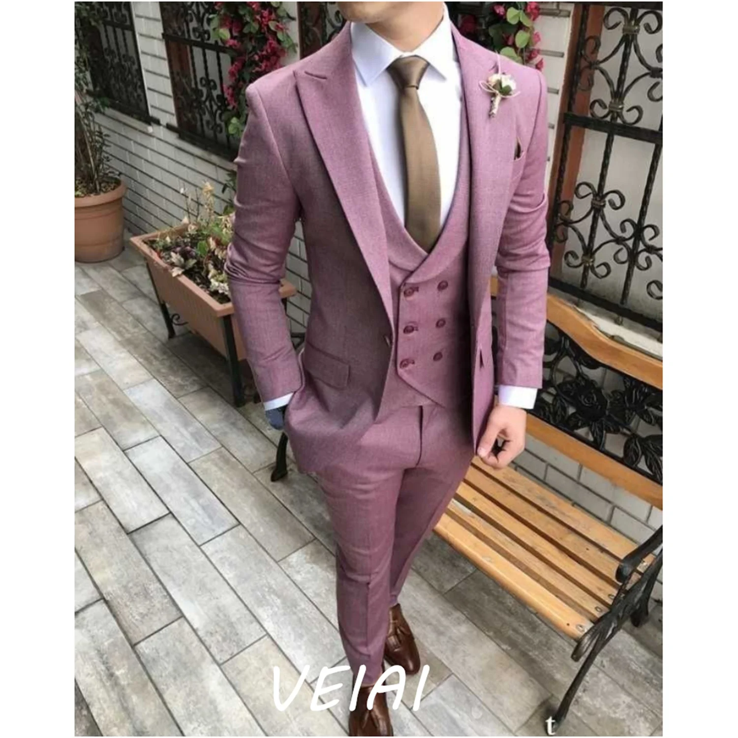 

CustomizedSummer Mens Suits Wedding Tuxedos Fashion Groom Outfit Classic Fit Peaked Lapel prom Party Dinner Mens Suits (Jacket+V