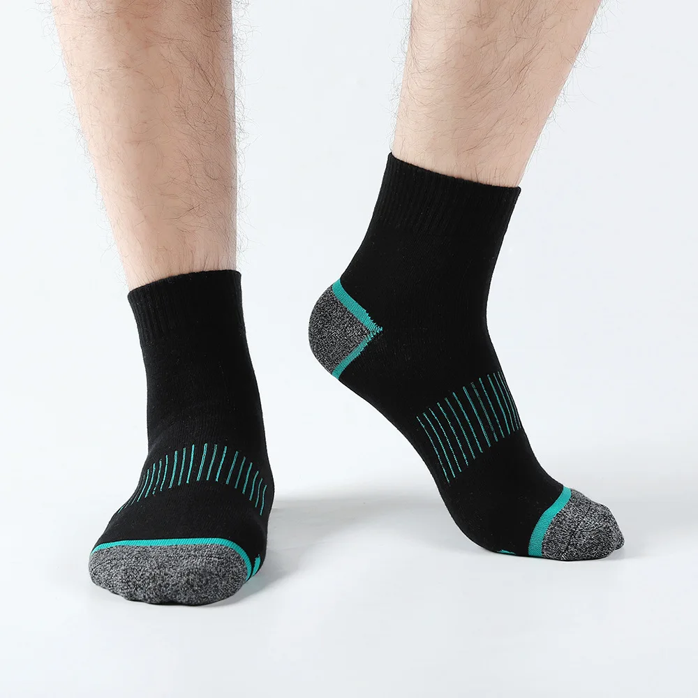 20 Paar Herren-Baumwollsocken-Set in großen Größen 38-45 – Lässige, atmungsaktive Sport- und Wintersocken in Schwarz – Bequeme, hochwertige gepolsterte Crew-Socken – Detail 7
