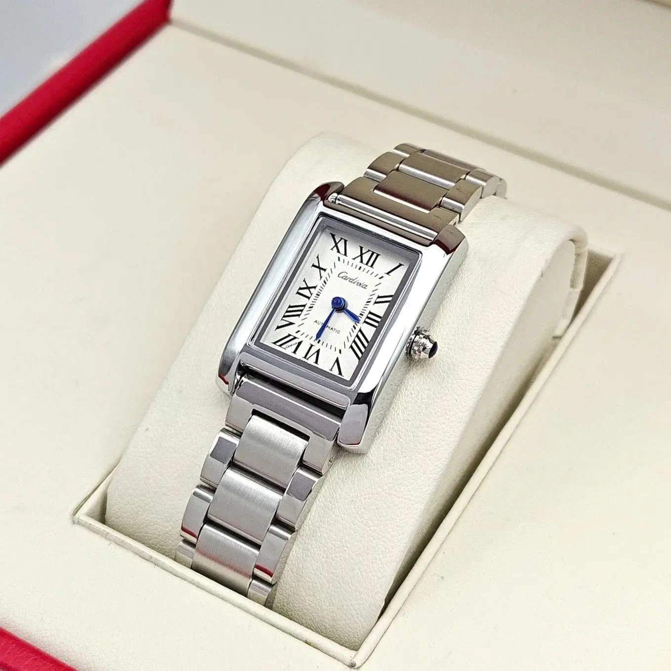 ساعة نسائية مستطيلة جديدة راقية، فاخرة، عصرية، كاجوال، بسيطة، مدمجة، ساعة عصرية للطالبات، طراز Ins، هدية مهرجان Qixi