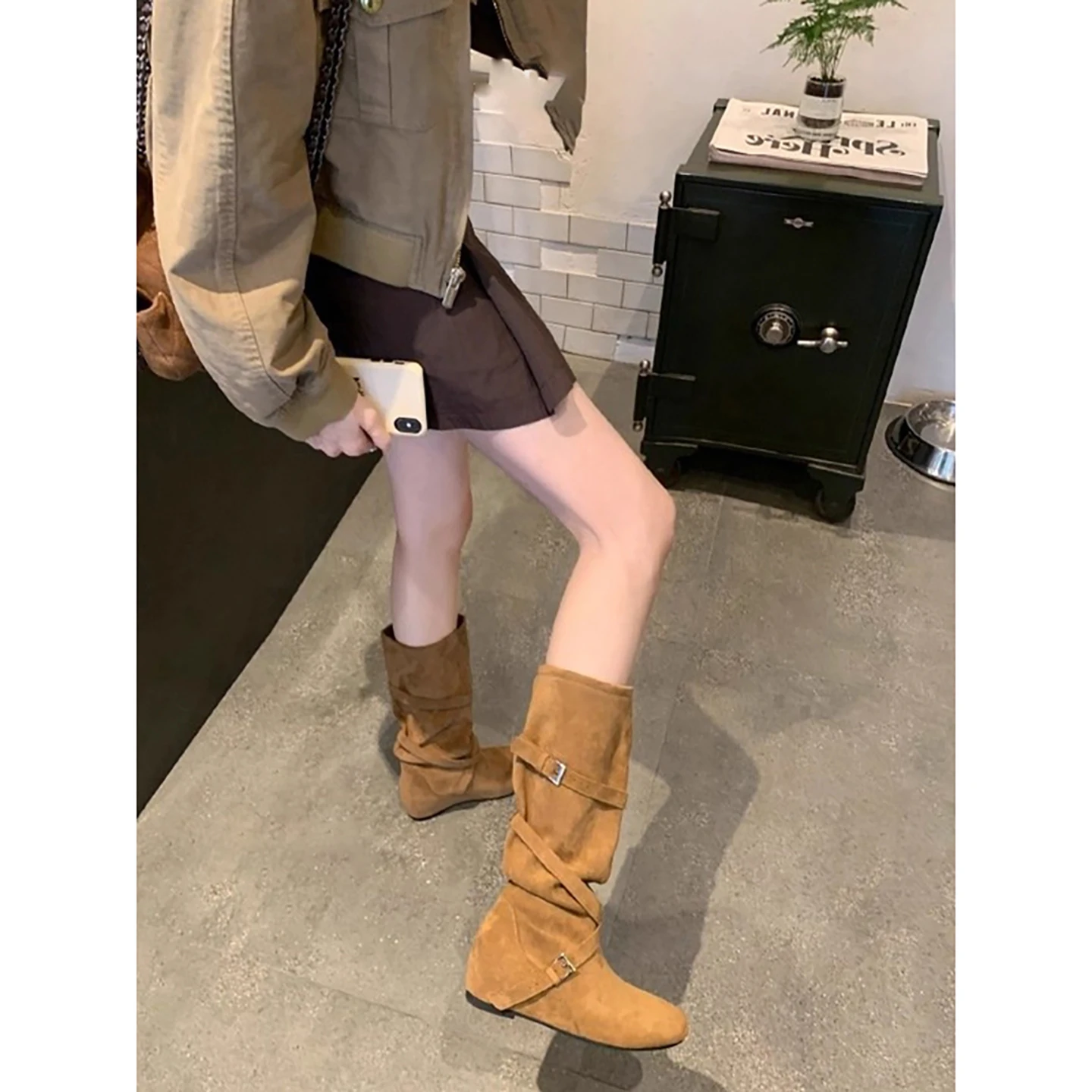 

Корейские ботинки на каблуке с круглым носком, женские модные универсальные удобные мягкие ботинки на высоком каблуке, осенне-зимние ботинки