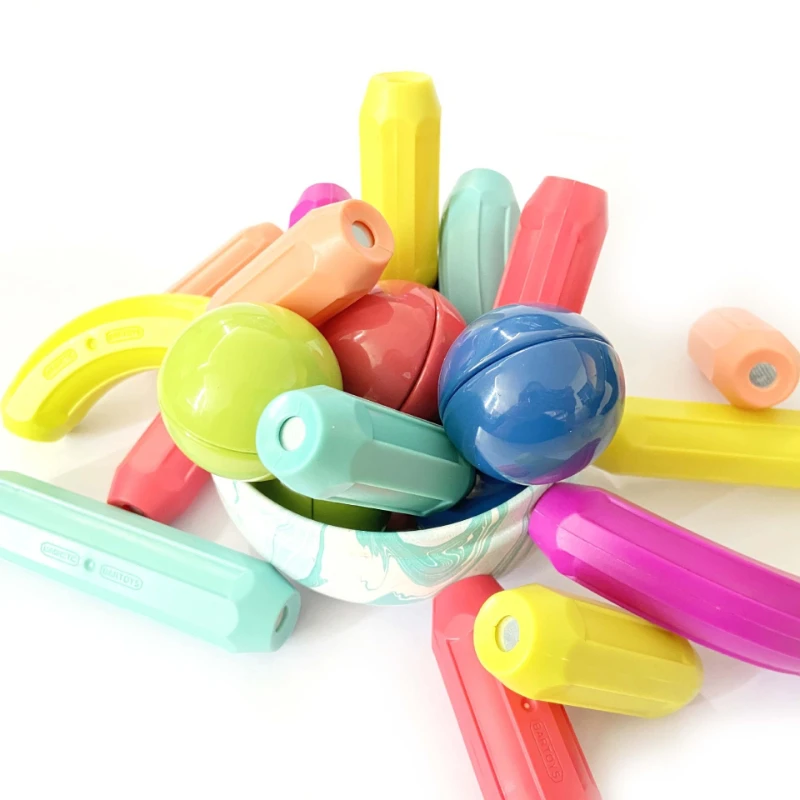 مجموعة مكعبات البناء المغناطيسية للأطفال ألعاب تعليمية مونتيسوري مناسبة للأولاد والبنات تطور مهارات التفكير المنطقي #3