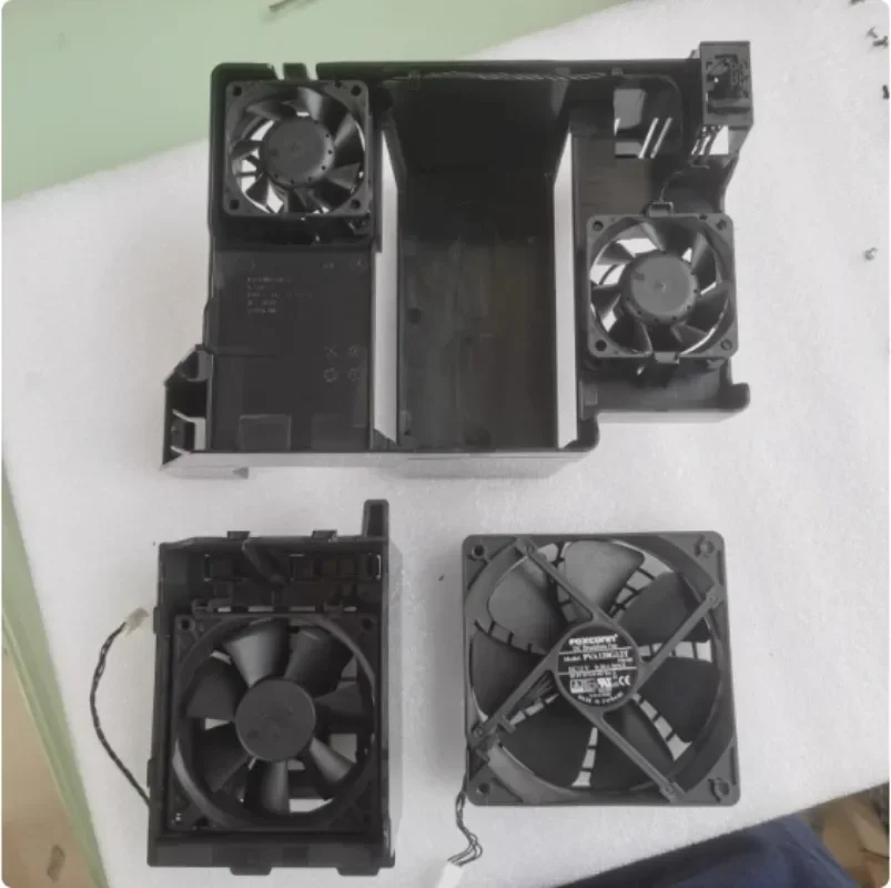 لاستبدال مروحة وحدة المعالجة المركزية لهيكل محطة العمل HP Z4 G4 الأمامية والخلفية #2