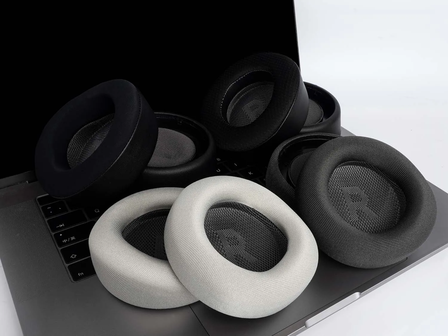 Earphone pads For Corsair Virtuoso MAX Earpads headphones Earmuffs Soft Memory Covers Sponge Protein