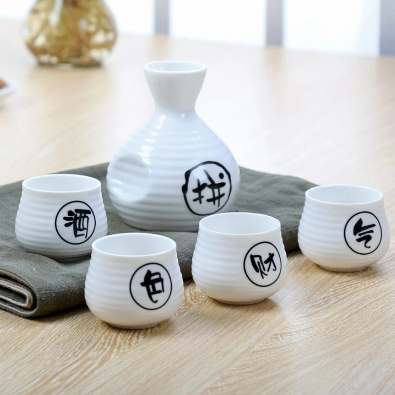 

Japanese Style Sake Set Creative Ceramic Wine Set One Pot Four Cups Soju Bottle Cup for Restaurant Household Bar Accessories New