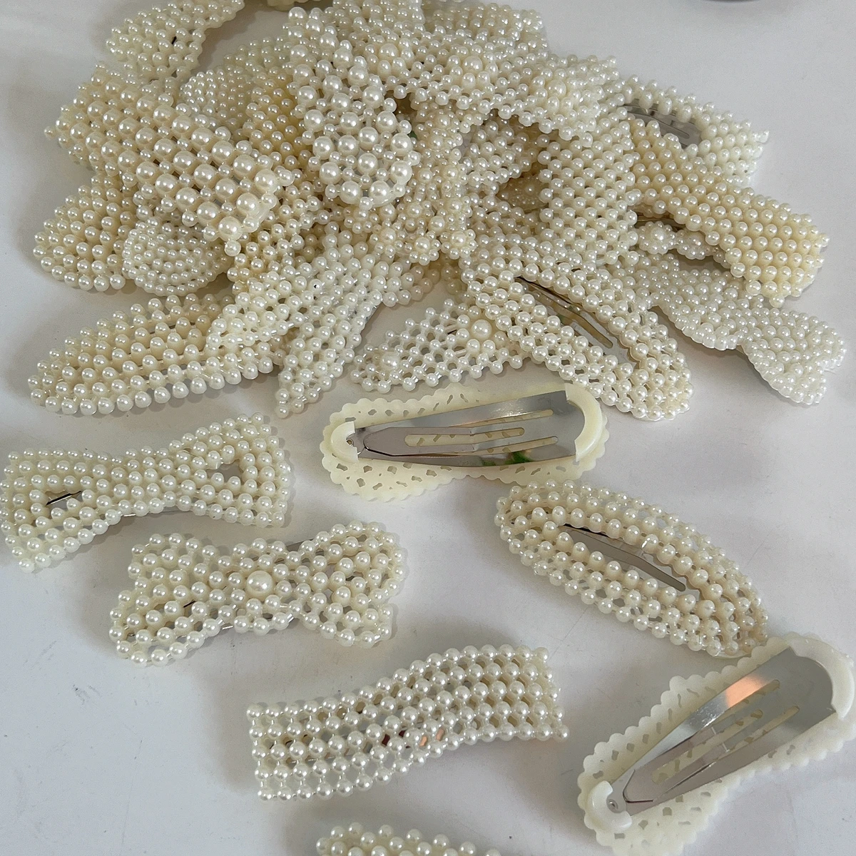 10/20 قطعة من مشابك الشعر اللؤلؤية العصرية والأنيقة، دبابيس الشعر، إكسسوارات الشعر النسائية مناسبة للارتداء اليومي، متعددة الاستخدامات للحفلات والحفلات الراقصة [مزيج عشوائي]