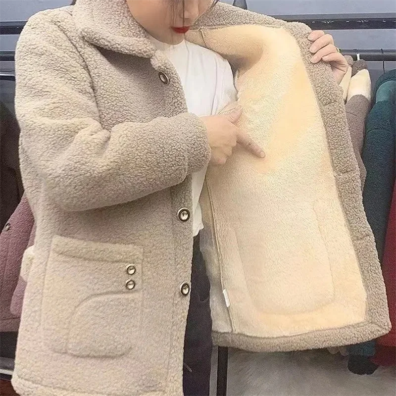 2022 nowa kurtka zimowa Plus aksamitna gruby ciepły płaszcz kobiety futro z jagniąt w połowie długości Lady's ziarna aksamitu luźny płaszcz kurtka damska