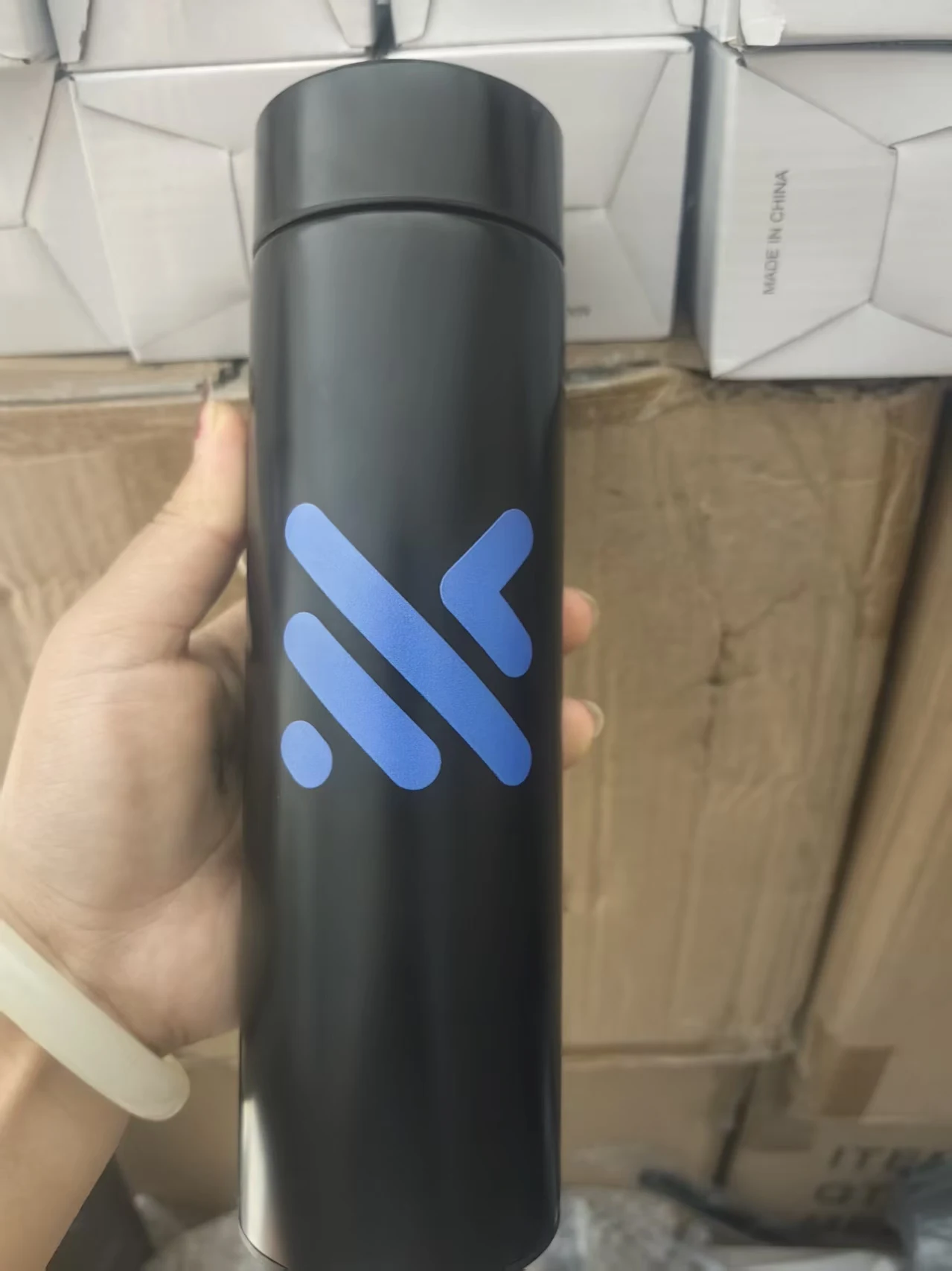 Hydration Tracker Smart Water Bottle – 304 Stainless Steel product image