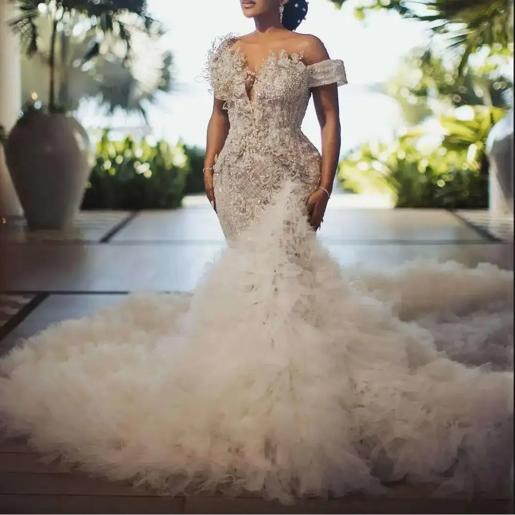 

Customized Amazing Scoop 3 D Appliques Pearls Mermaid Wedding Dress Robes De Mariée Off The Shoulder Africa Civil Bridal Go