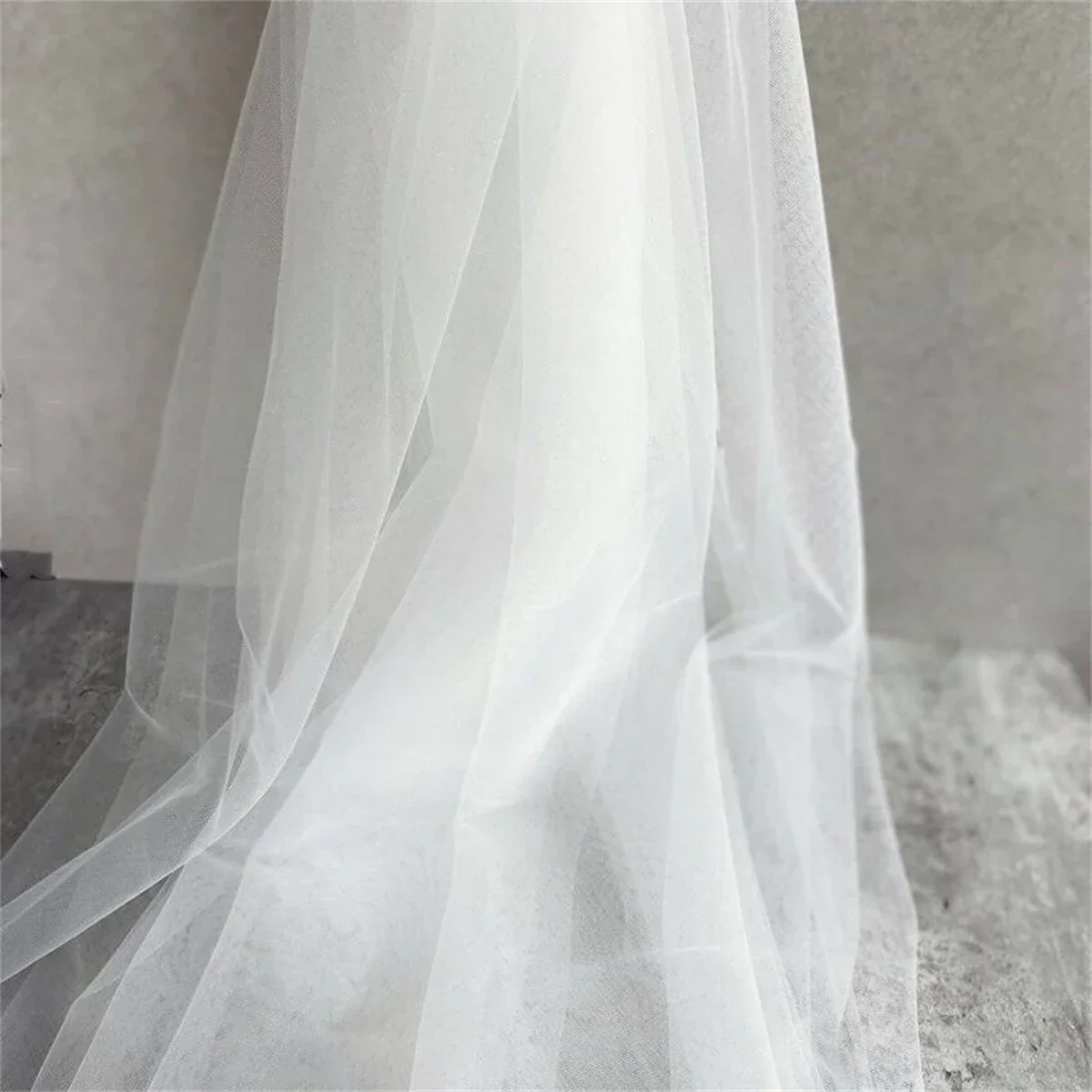 NUOVO morbido tessuto di tulle a rete tulle svizzero trasparente per veli da sposa illusione abito da sposa bianco avorio nero 160 cm di larghezza