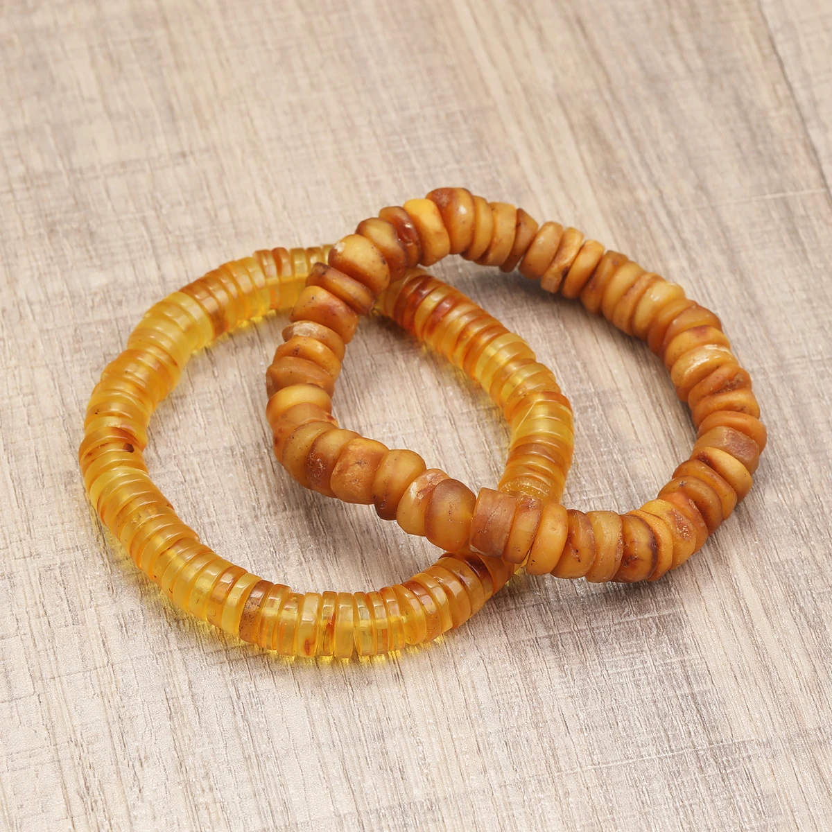 

2026 New Natural Amber Bracelet Unique Gift 100% Natural Genuine Amber Beeswax Simple Style Exquisite Jewelry Healing Gem