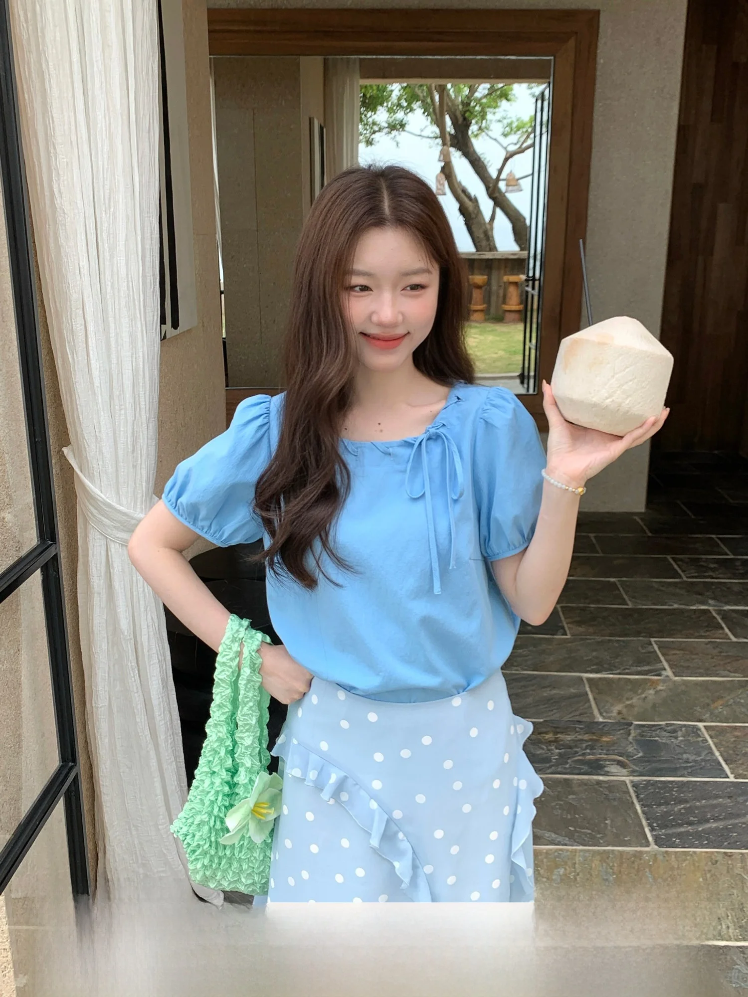 

Korean Style Loose Bubble Sleeve Shirt Women's Short Sleeve Holiday Casual Top Drawstring Strap Shirt Breathable Polyester