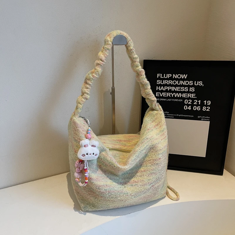 الغزل الخياطة الصغيرة الطازجة حقائب كروسبودي ربيع جديد سعة كبيرة 2025 حقائب العلامة التجارية للنساء تنوعا سستة حقائب كتف الصلبة