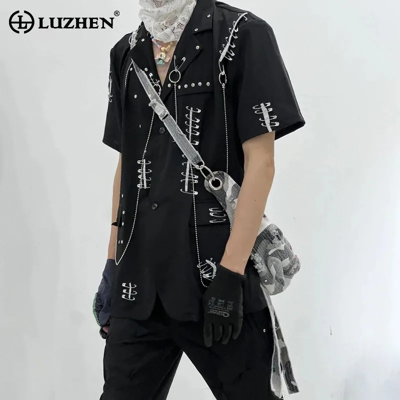 

LUZHEN оригинальные персонализированные рубашки с короткими рукавами и металлическими булавками, мужская летняя уличная одежда 2025 года, модная красивая одежда JY3391