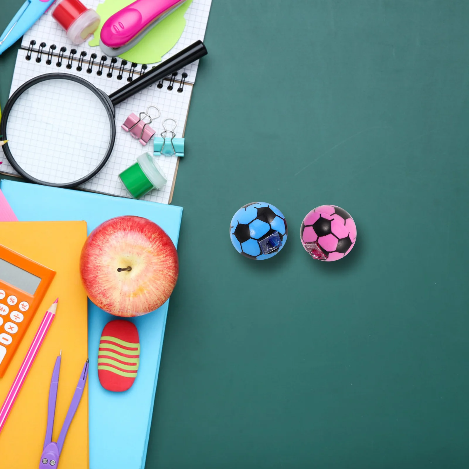 20 قطعة من مبراة أقلام كرة القدم بتصميم فريد من نوعه، مدمجة وسهلة الحمل، مثالية للطلاب وعمال المكاتب، مبراة أقلام تحديد العيون