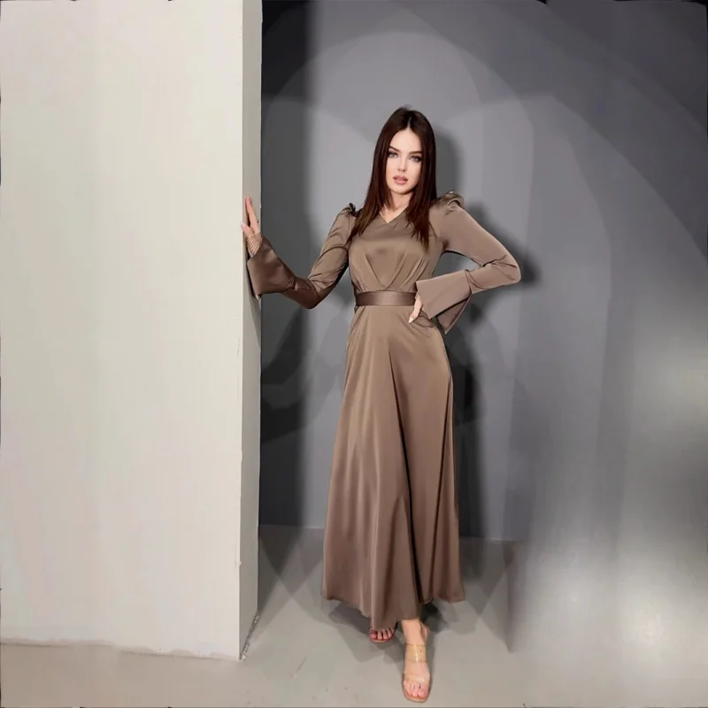 

European Style Vintage CharmVCollared Age-Reducing Puff Sleeve Long Tie Waist Long Sleeve Dress