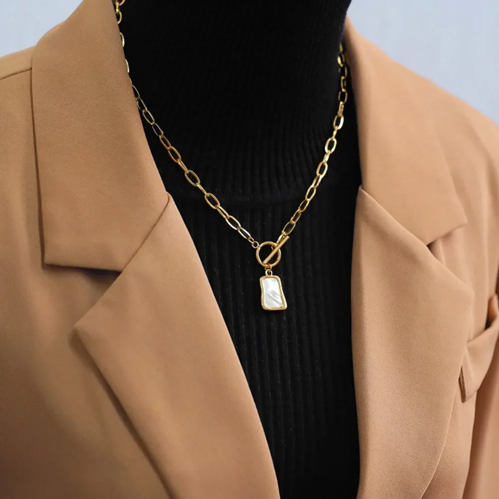 New Trendy Fashion OT Buckle Irregular Geometry Square White Fritillary Pendant Necklace for Women Personality Jewelry Accessory