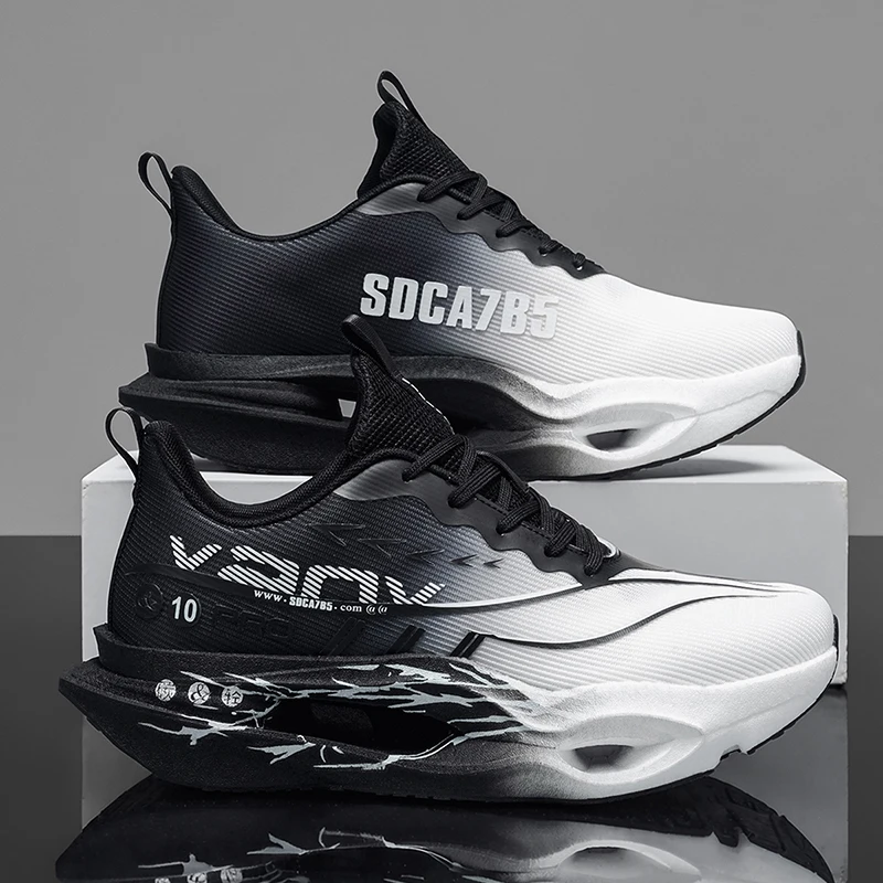 Herren-Freizeitsportschuhe mit Carbonplatte zur Laufunterstützung, atmungsaktivem Mesh, bequemen, niedrigen Schnürschuhen für Trailrunning, Zero-Drop-Sohle, langsamem Rückprall, rutschfest, geeignet für Fitnessstudio, Jogging und Camping. – Detail 33