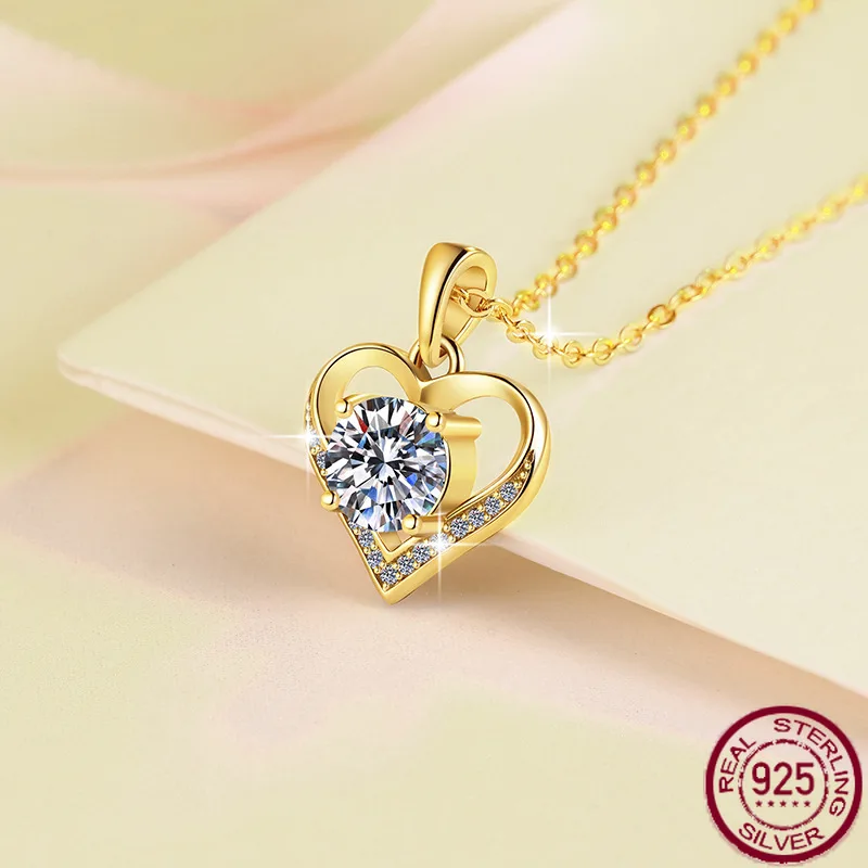 

New fashionable heart-shaped 1-carat D-color moissanite plated with 18K gold small fragrance S925 pure silver wedding jewelry