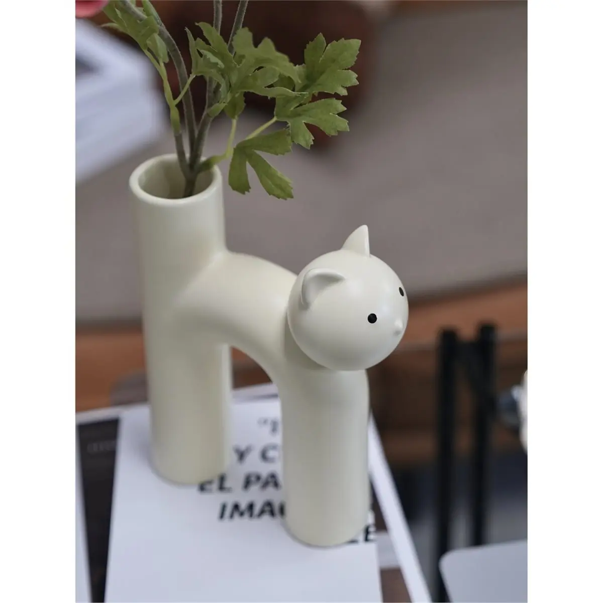 Multi-use Gear Cat Vase Flower Ceramic Cat Desktop Decoration, Minimalist Small Vase for Plants, Cat Lovers Gift (Excluding Flow