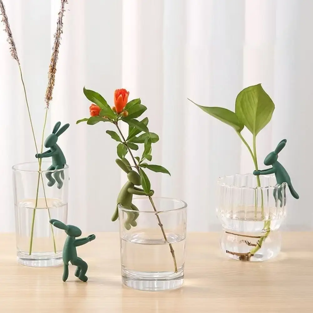 3PCS Plastic Rabbit Shaped Plant Propagation Buddy Colorful Decorative Rabbit Shaped Plant Stem Support Rabbit Plant Stakes