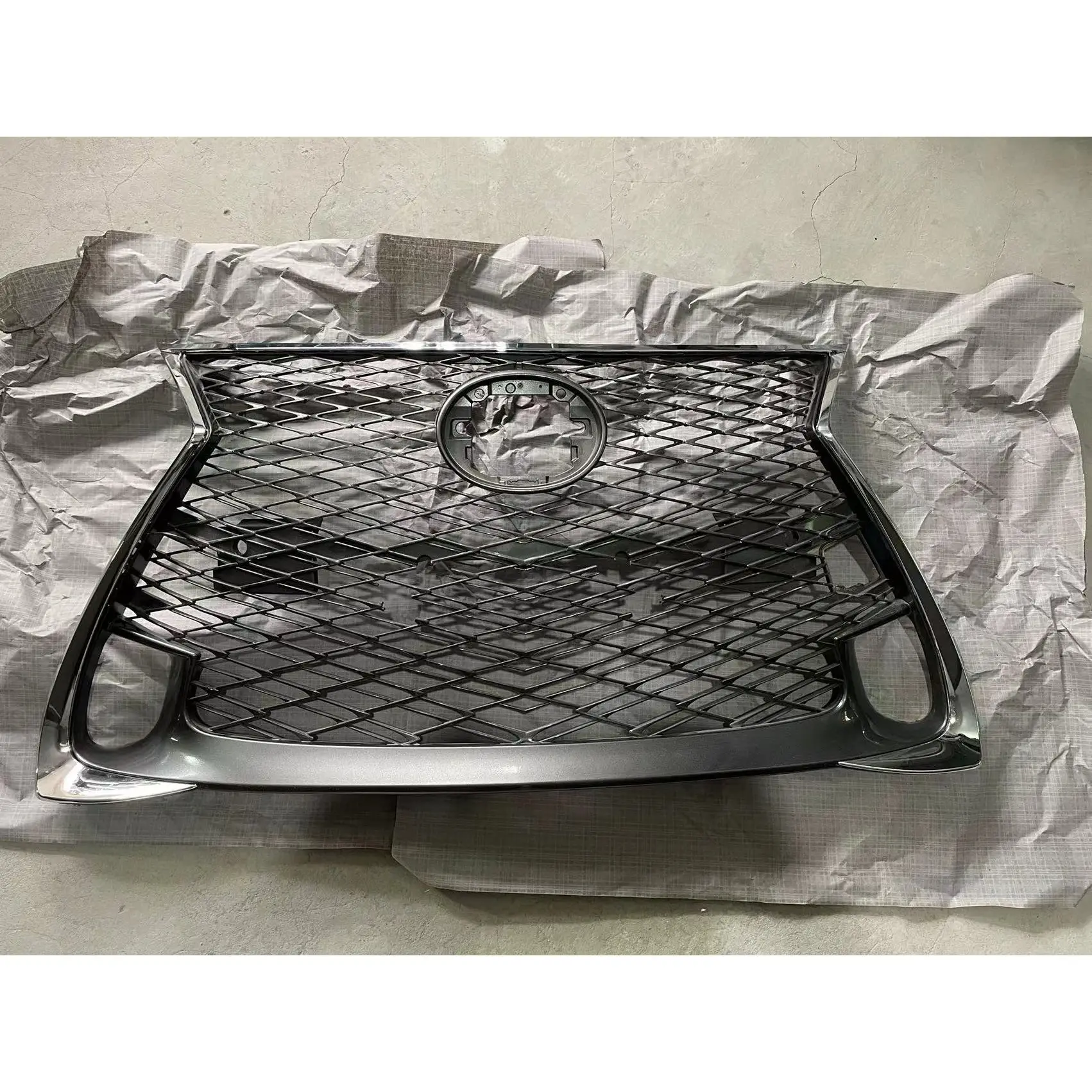 

53101-30880 5310130880 2016-2020 2016 2017 2018 2019 2020 Lexus GS F sport Grille Assembly