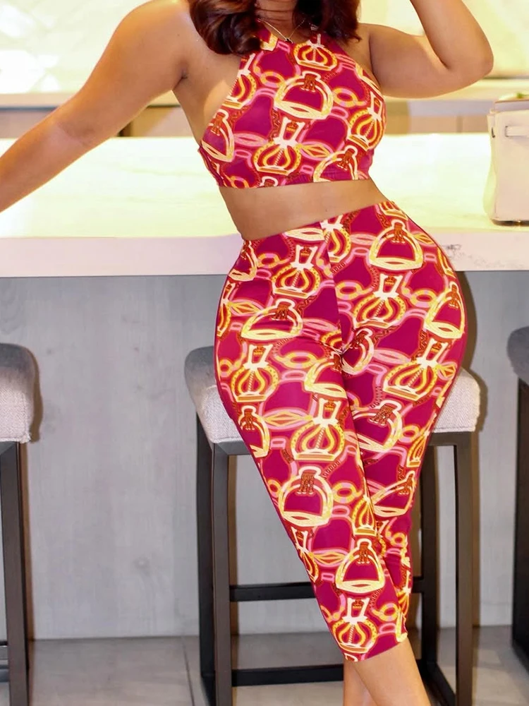 

Whatiwear Contrast Patchwork 2 Piece Set Women Halter Sexy Crop Tops+Skinny Peach Hip Shorts Matching Hot Girls Wild Style Suits