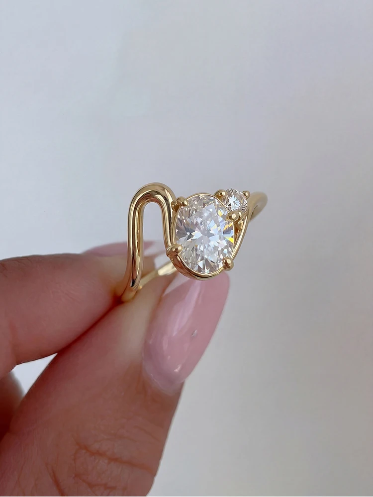 925 Sterling Silver Shiny Wave Fashion Oval Zircon Ring For Women Anniversary Party Luxury High Quality Fine Jewelry Gifts
