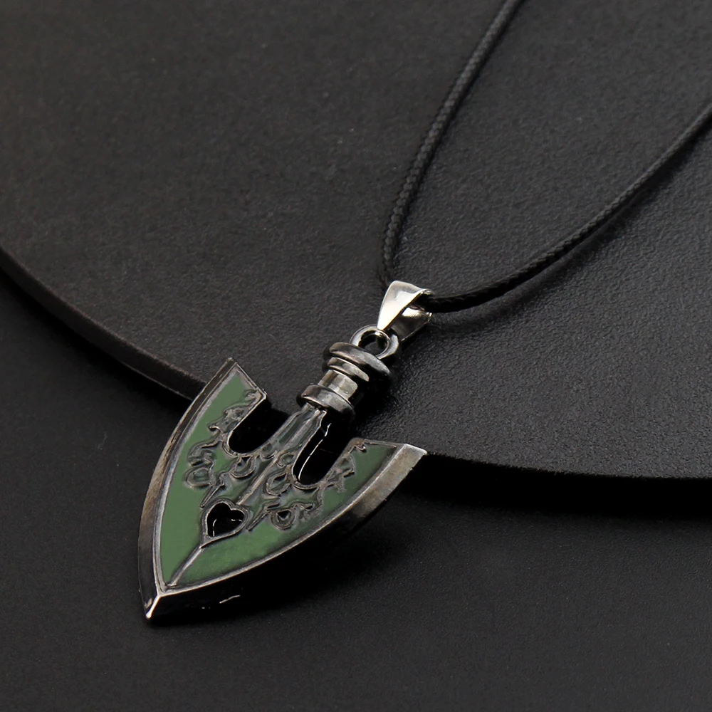 Anime Jojos Bizarre Advanture Luminous Necklace Killer Queen Arrow GLOW IN THE DARK Cosplay Necklaces For Friends