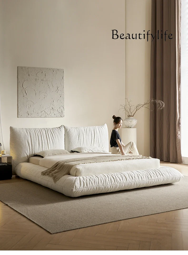 

Bread bed master bedroom does not disturb each other double floor petal French cream wind tatami lamb wool cloud bed