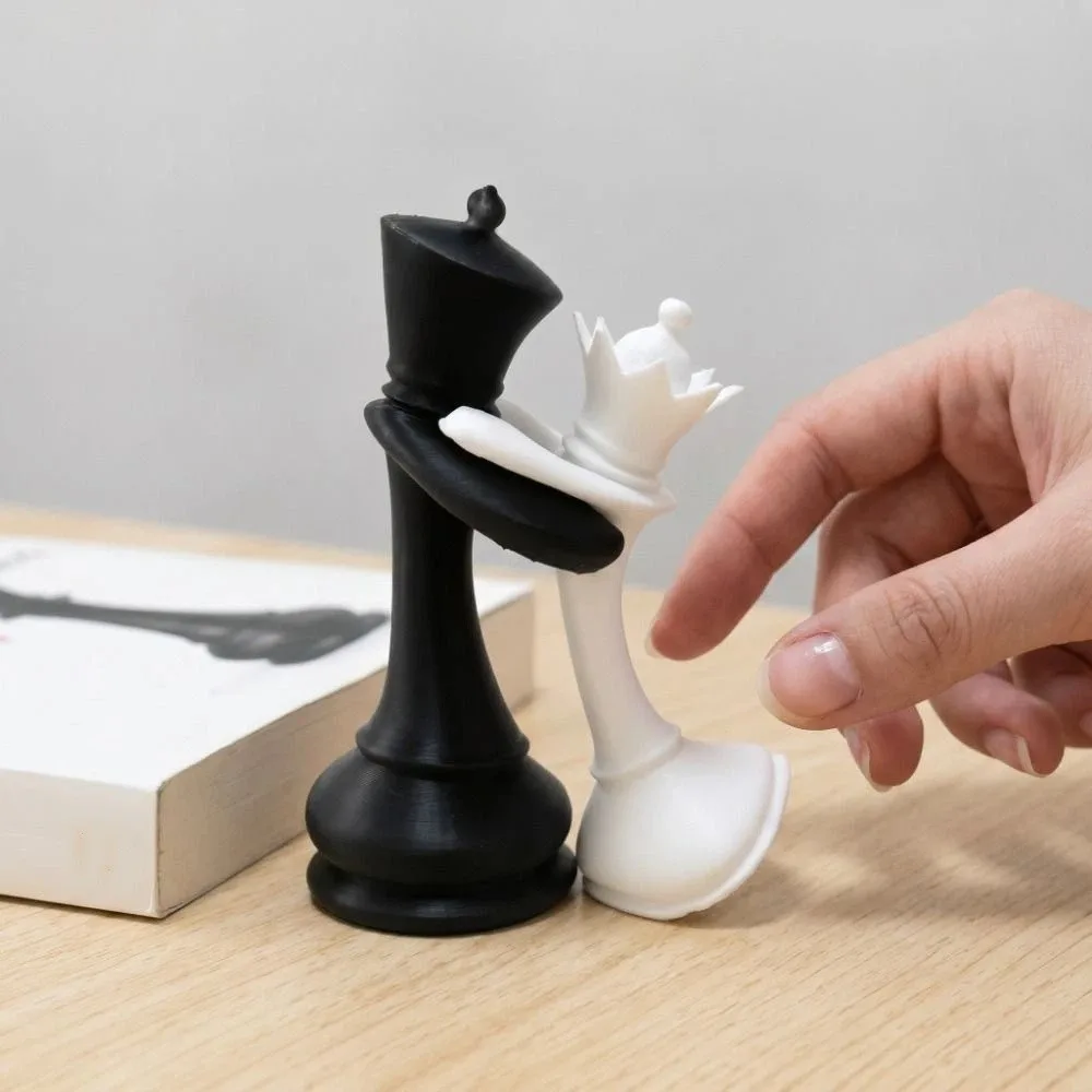 Creative 3D Printed Chess Statue Home Decoration Sculpture King And Queen Statue Funny Couple Gifts Desktop Ornaments Gift