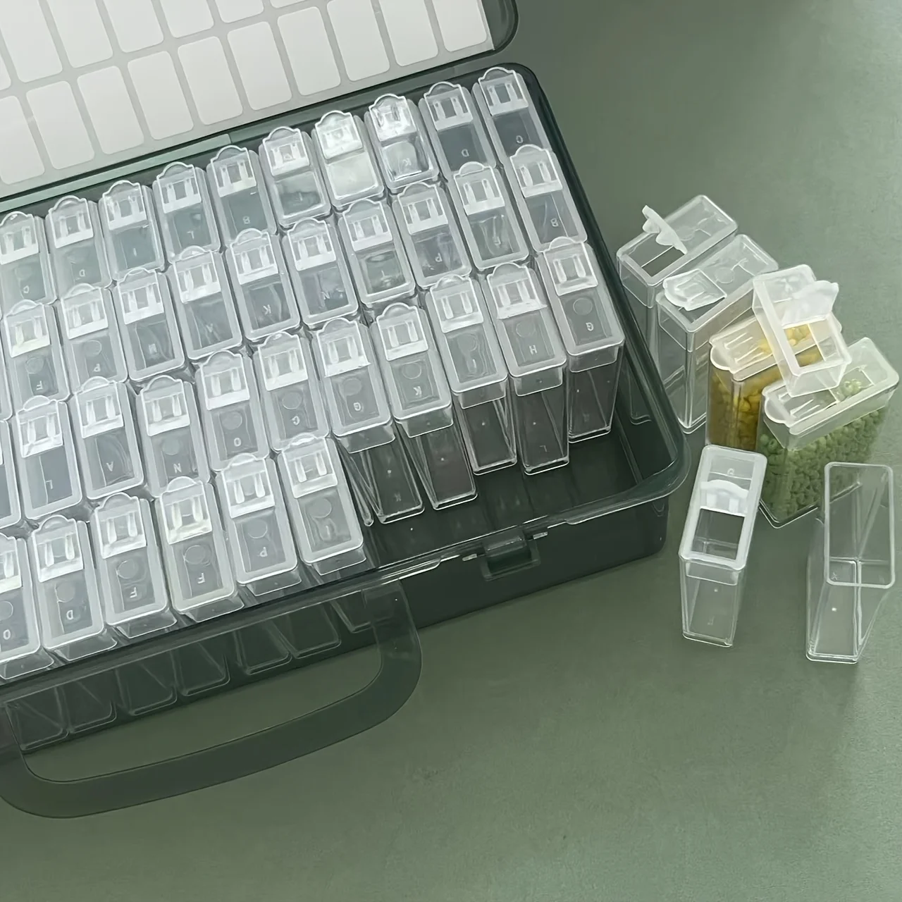 Set mit 64 grauen Kunststoff-Aufbewahrungsbehältern – Organizer für Schmuck, Anhänger und Accessoires; DIY-Diamantmalerei-Aufbewahrungsbox – Detail 5