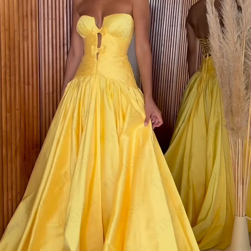 ที่กําหนดเอง A-Line ชุดราตรียาว Strapless ชุดราตรีแฟชั่น Bow Draped Backless Party Gown