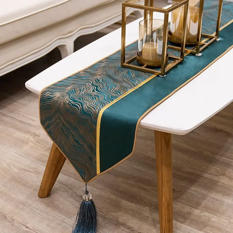 Luxury Geometric Pattern Table Runner with Tassels Thick Pointed Long Tablecloth for Party Comfortable Dining Table Decoration