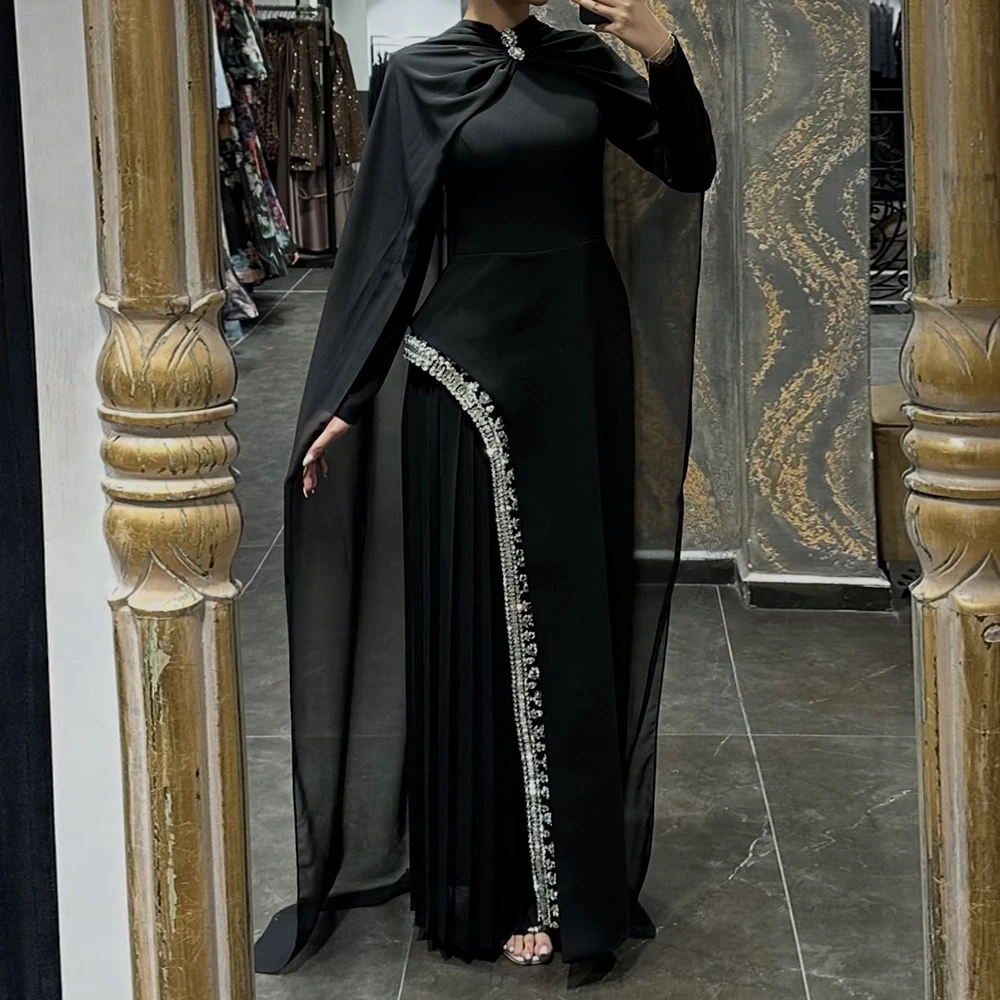 فساتين سهرة مستقيمة مخصصة بطول الأرض ورقبة عالية وأكمام طويلة فستان حفلات موضة كريستال بسيط فستان حفلات ثنيات