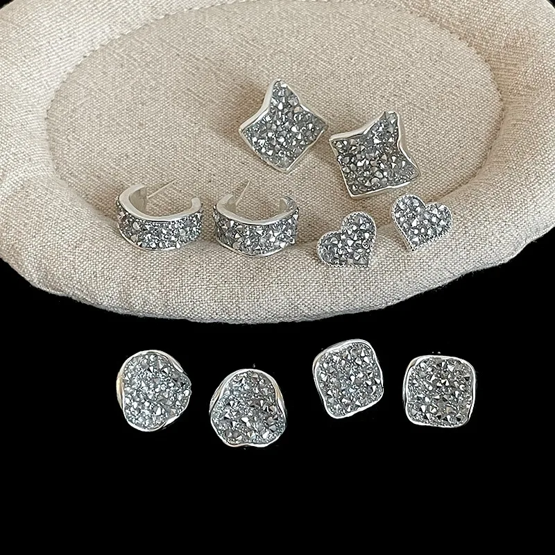 brincos-de-metal-geometricos-em-formato-de-coracao-redondo-modernos-e-estilosos-para-mulheres-joia-decorativa-para-a-orelha