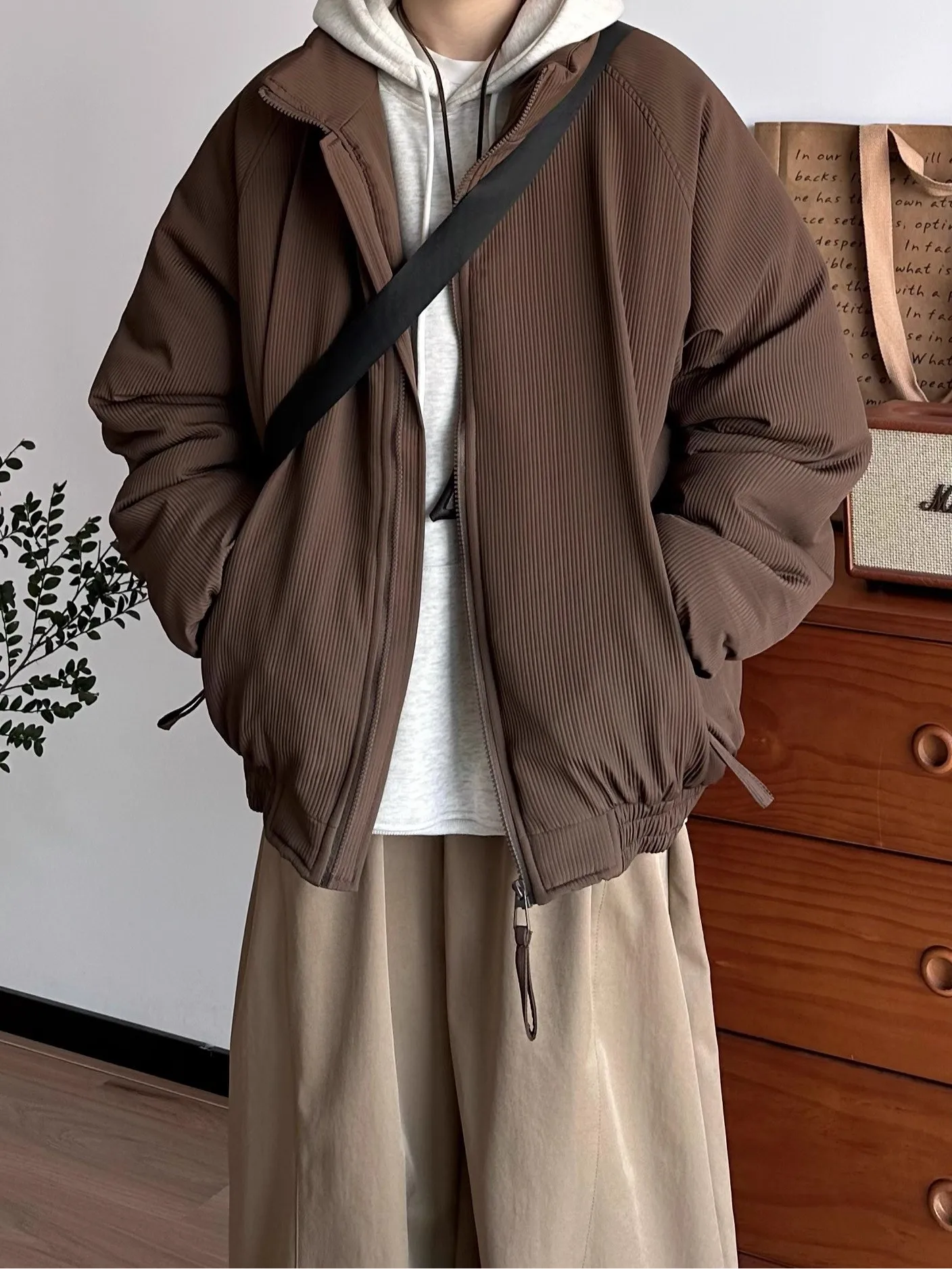 

East-West Sle Men's Jaet Loose Couple Oversize Zipper Closure Long Sve Warm Cotton Coat Pure Color Stand Collar oulder