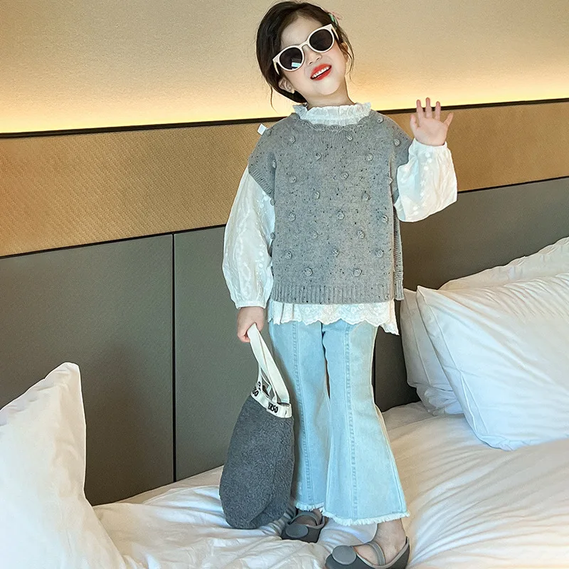 

Childrens Clothing Set for Spring 2025 Lace Embroidered Shirt Knitted Vest Jeans Trend Toddler Girl Clothes