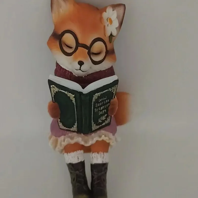 Whimsical Book-Loving Fox Resin Figurine, Adorable Animal Sculpture, Desktop Shelf Accent, Lovely Decor Gift for Book Lovers