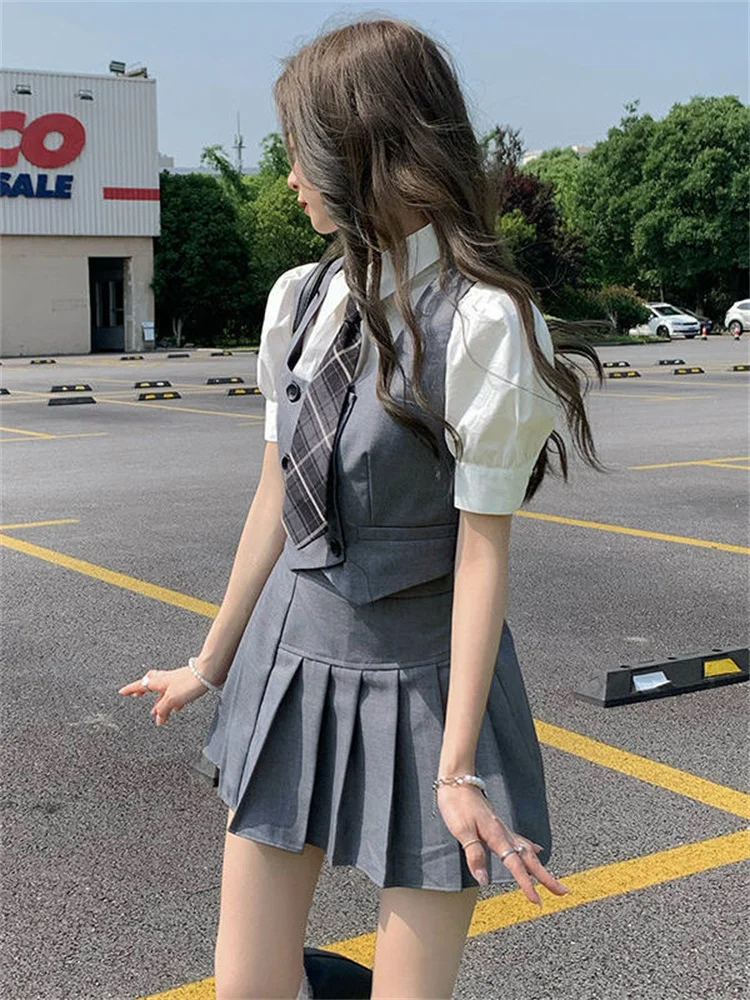 Summer Short Skirt Suits Women sexy fashion Neck T-shirt + Vest + High Waist Pleated Skirt 2023 New Korean Three-piece Trend