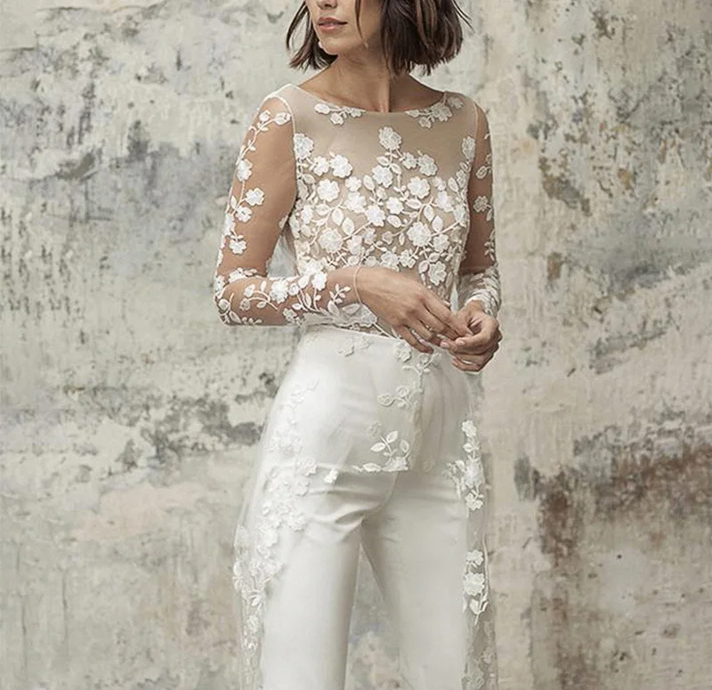 2023 New lace jumpsuit net gauze false two pieces Evening Dress white