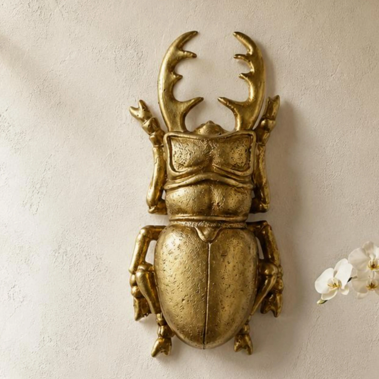 Antique Beetle Figurine Vintage-Style Resin Beetle Wall Sculpture Bug Ornament Three-Dimensional