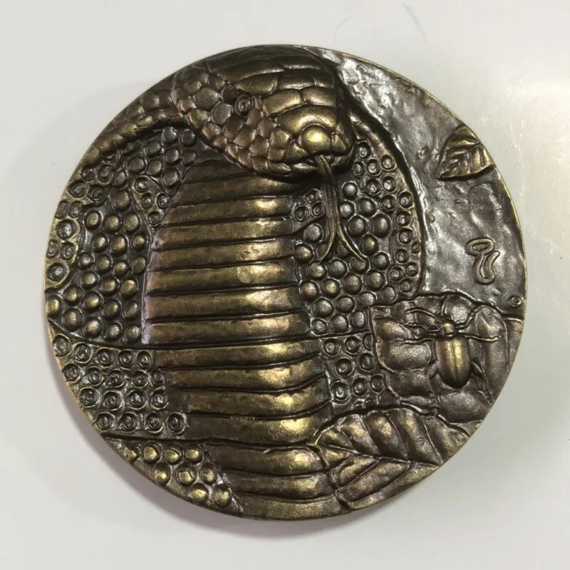 60Mm Retro China Brass Snake Medal China Snake Medal Brass