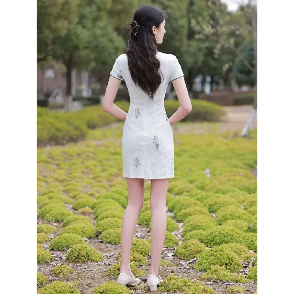 أزياء أنيقة شيونغسام الملابس الصينية التقليدية العرقية نمط الشارع الشهير النمط الصيني فستان تشيباو ملابس حريمي خمر