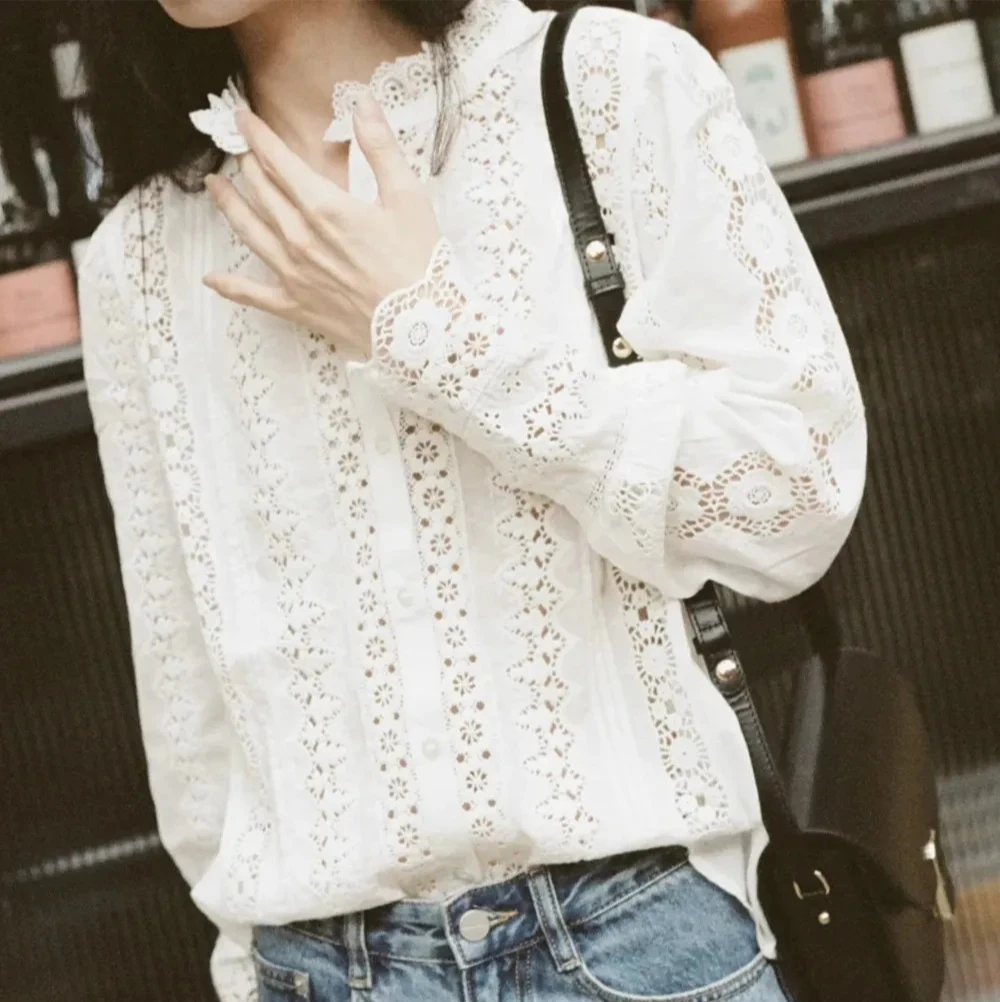 

2026 Spring Women's White Cotton Chemise, Petal Stand Collar with Embroidered Hollow Out Palace Style, Temperament Female Shirt