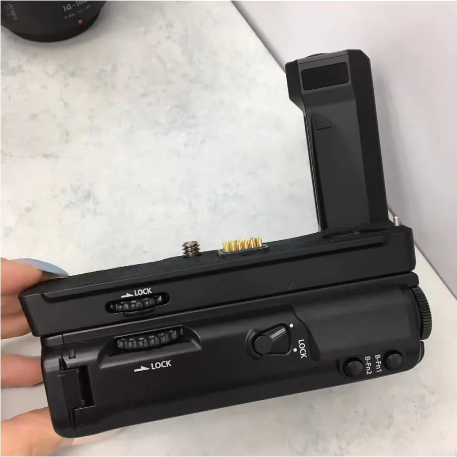 Used Original HLD8 HLD-8 Power Battery Grip for Olympus OM‑D E‑5 Mark II Battery Grip