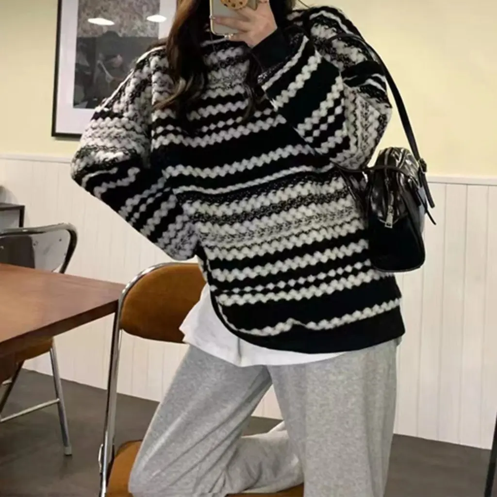 

Women's Striped Pullover Sweater Loose Lazy Style Mid-Length Knitwear for Autumn Winter Korean New Top