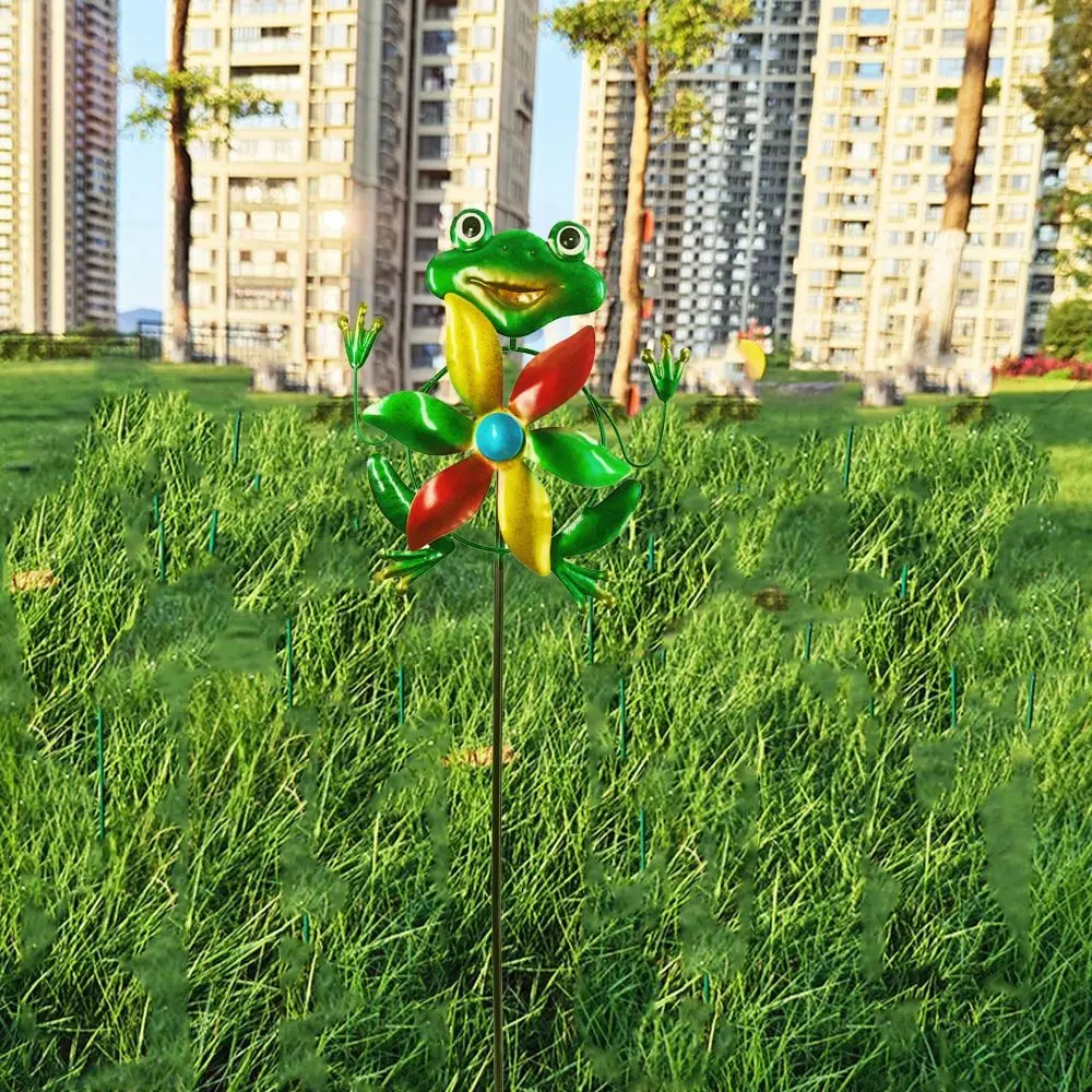 Rotating Frog Shape Wind Spinner Removable Iron Metal Windmill Sculpture Creative Durable Gardening Plug Pinwheel Park
