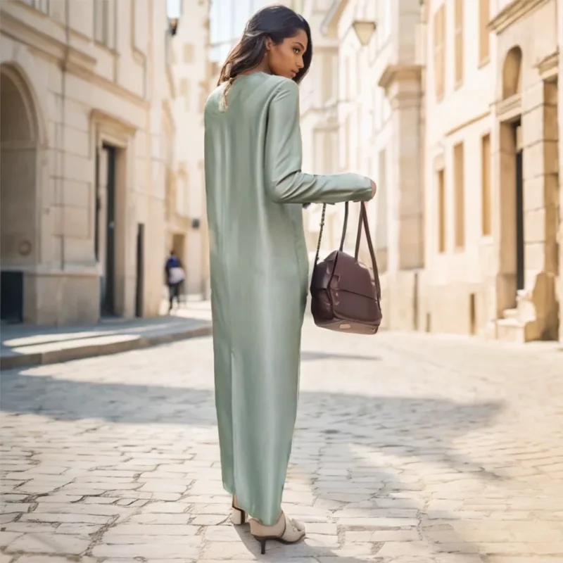 Robe Maxi en Satin pour femmes, manches longues, ourlet fendu, moulante, couche de Base à la mode, Silhouette fluide élégante, nouvelle collection 2025