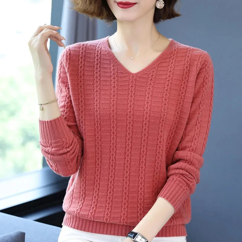 Spring and Autumn Cashmere Sweater Women's Pullover V-neck Women's Pullover Knitted Top Women's Long Sleeve Cashmere Sweater