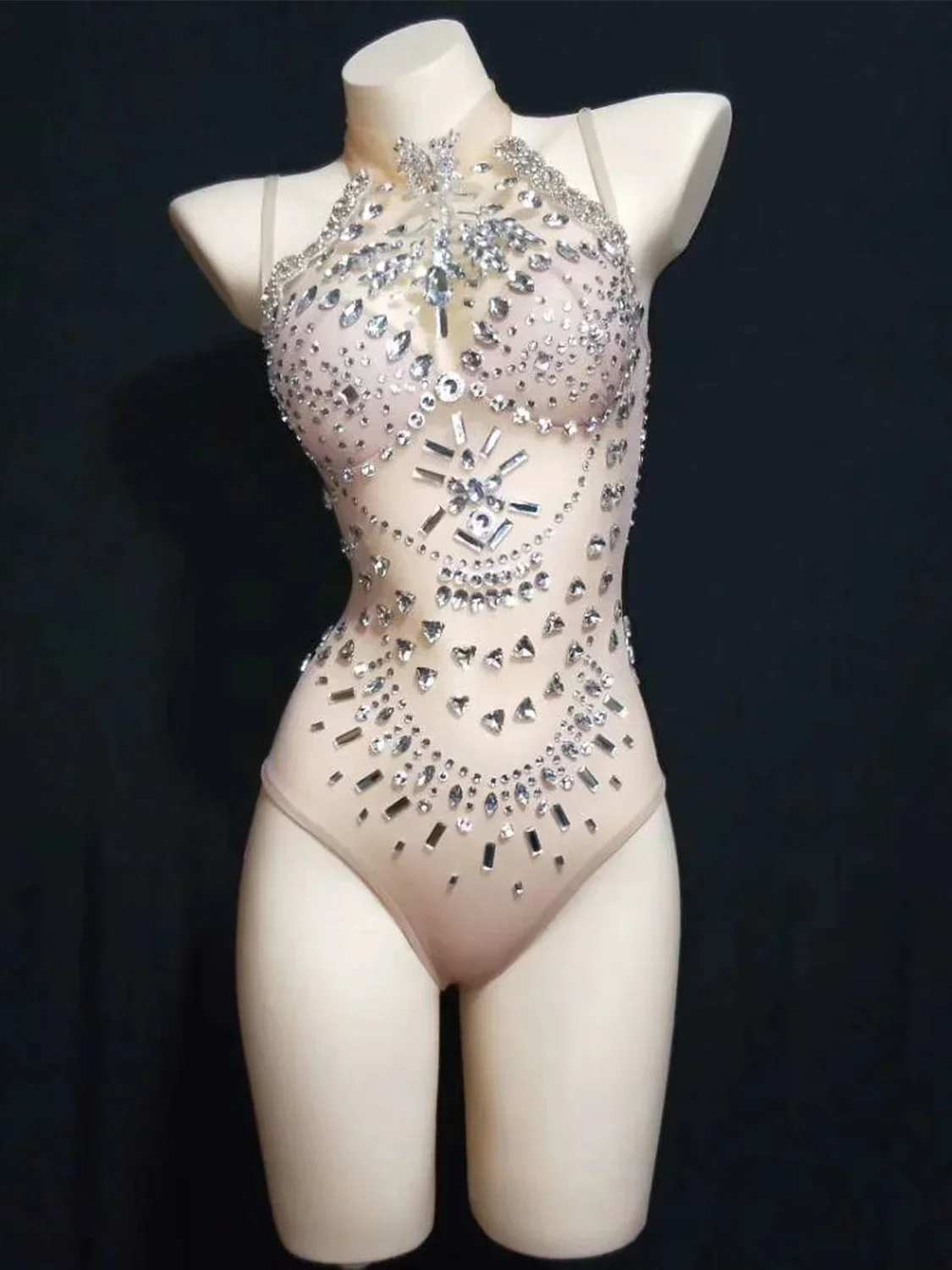 Body z odkrytymi plecami, na ramiączkach spaghetti, w kolorze nude, z efektem prześwitu, zdobione błyszczącymi kryształkami i cyrkoniami, seksowne, dla kobiet, odzież klubowa, kostium DJ-a, strój do tańca na rurze.